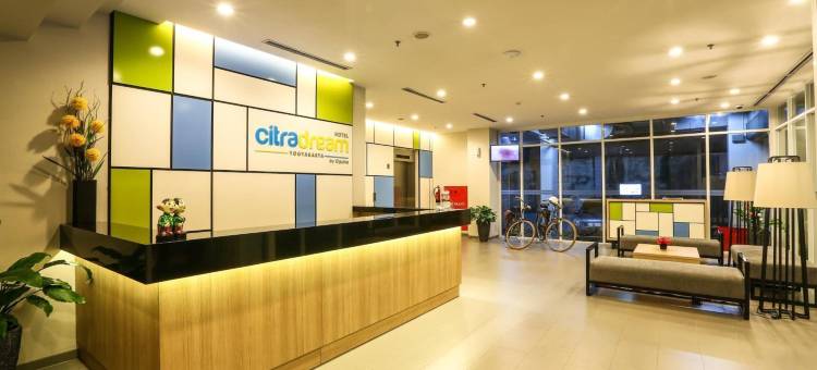 日惹奇特拉瑞姆图古酒店(Hotel Citradream Tugu Yogyakarta)图片