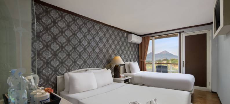 塔拉瓦斯皇家大房车酒店(Royal Hotel and Outbound Trawas)图片