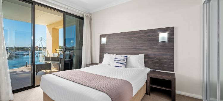 海豚码头公寓(Dolphin Quay Apartments)图片