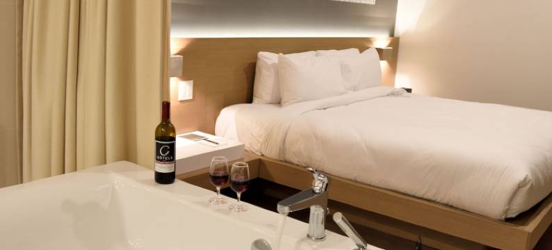 拉卡什杜拉克尚普兰(La Cache du Lac Champlain)图片