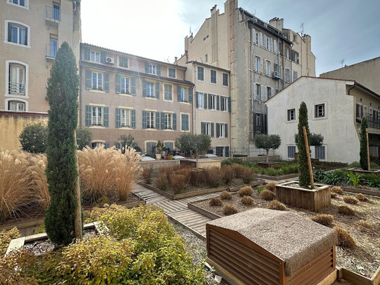 旧港莱斯公寓酒店