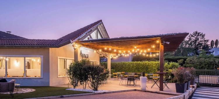 基里亚德酒店-里昂东部布隆欧洲博览馆小屋(Kyriad Lyon Est - Bron Eurexpo le Cottage)图片