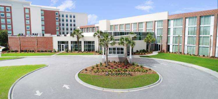 希尔顿逸林套房酒店-查尔斯顿机场(DoubleTree by Hilton Hotel and Suites Charleston Airport)图片