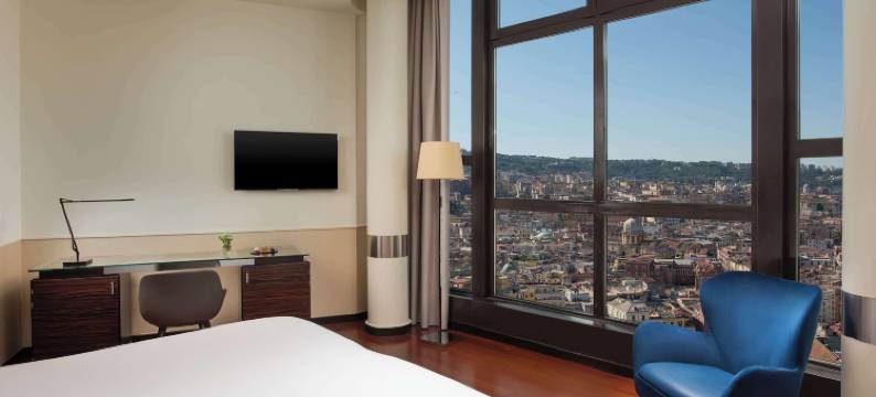 那不勒斯全景诺瀚酒店(NH Napoli Panorama)图片