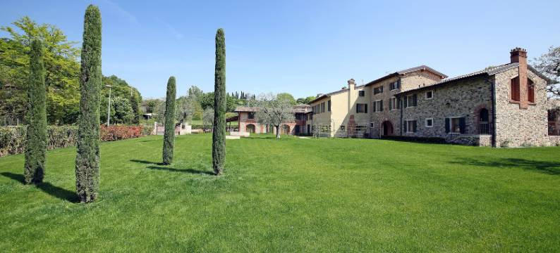 博尔戈蒙德拉贡酒店(Residence Borgo Mondragon)图片