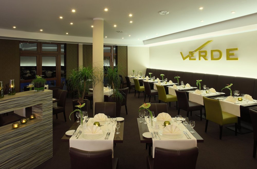 Trans World Hotel KranichhöheOver view