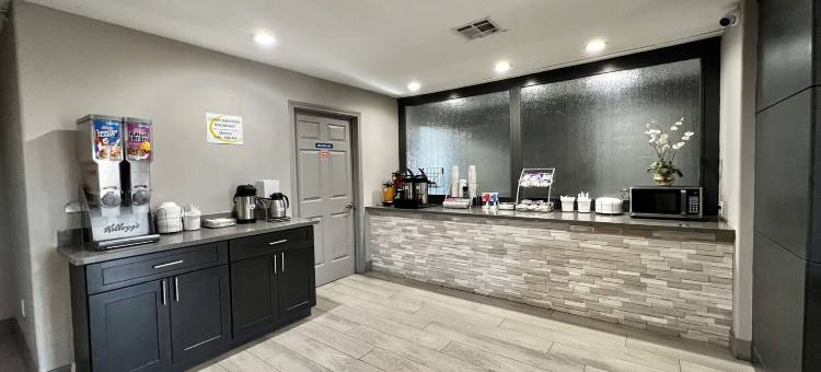 西利温德姆速8酒店(Super 8 by Wyndham Sealy)图片