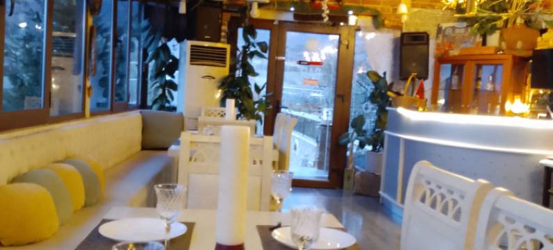 到达大厦的石头别墅(Villa Stone up to Ble Alb)图片