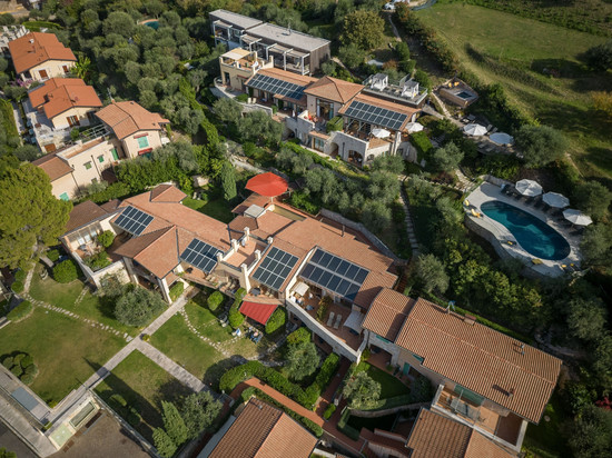 卡德尔拉戈酒店