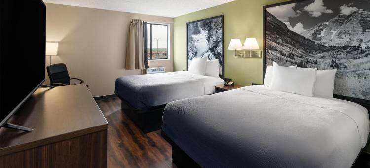 科罗拉多斯普林斯-众神花园温德姆速8酒店(Super 8 by Wyndham Colo. Sprs. Garden of the Gods)图片