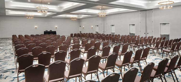 诺福克机场希尔顿逸林酒店(DoubleTree by Hilton Hotel Norfolk Airport)图片