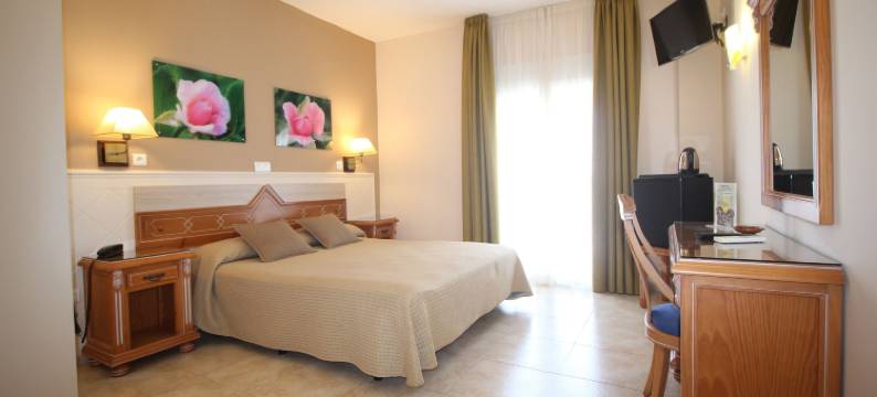 太阳门广场酒店(Hotel Puerta del Mar - Adults Recommended)图片