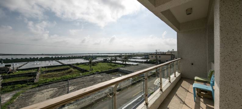 屏东水映自在会馆图片