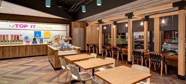 罗利-达勒姆机场希尔顿Tru酒店(Tru by Hilton Raleigh Durham Airport)图片