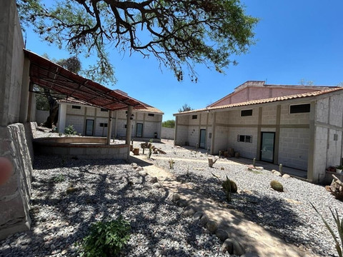餐厅和小屋卡内