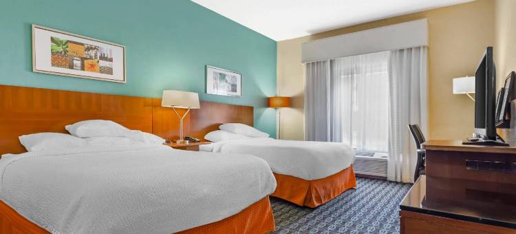 舒适套房酒店绿湾体育场区(Comfort Inn & Suites Green Bay Stadium Area)图片