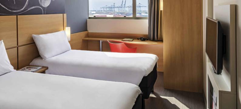 宜必思桑托斯瓦隆古酒店(Ibis Santos Valongo)图片