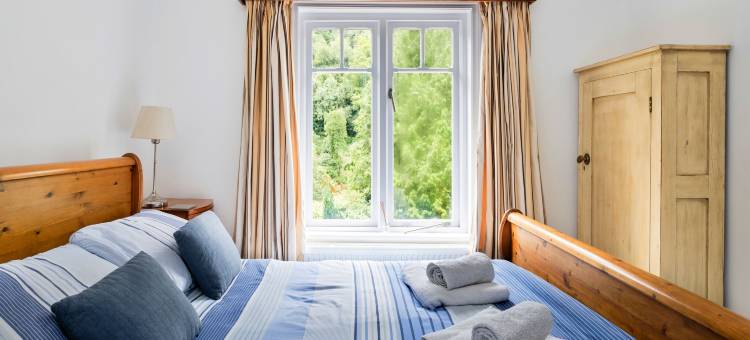 Lodge by River Wye with Private River Access图片