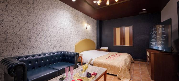 快乐亲吻酒店 - 限成人(Happy Kiss (Adult Only))图片