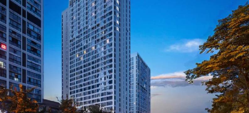 高空观景猴子酒店(贵阳观山湖奥体匹克体育中心店)图片