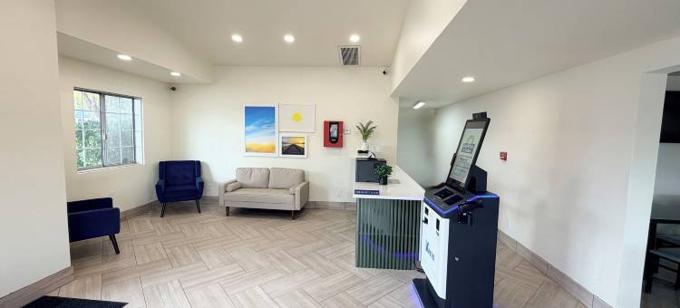 Days Inn & Suites by Wyndham Flagstaff Near University图片