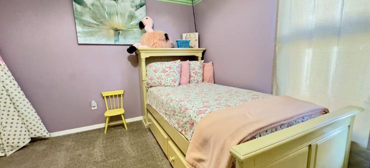 靠近海滩的池畔度假屋(The Poolside Escape Near Beaches)图片