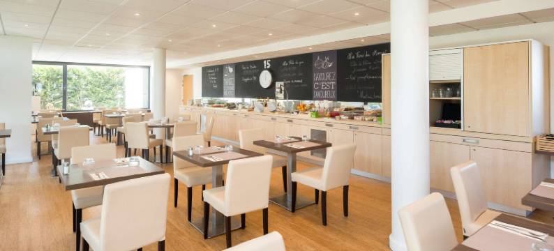 宜必思里昂东部香波尼酒店(Hôtel Ibis Lyon Est Chaponnay)图片