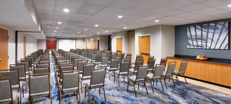 西雅图贝尔维尤 - 雷德蒙德万枫酒店(Fairfield Inn & Suites Seattle Bellevue/Redmond)图片