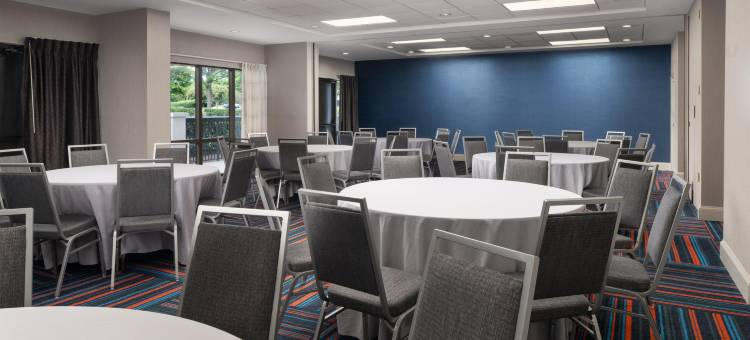 康科德夏洛特欢朋套房酒店(Hampton Inn & Suites Concord Charlotte)图片