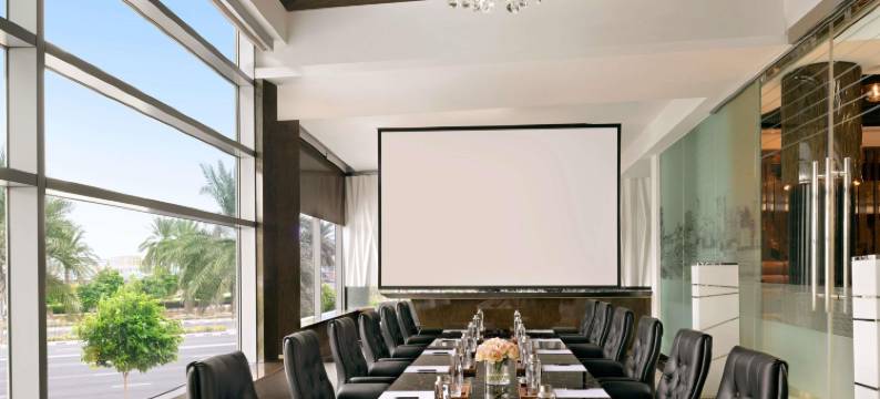 迪拜河畔瑞享(Mövenpick Dubai Creek)图片