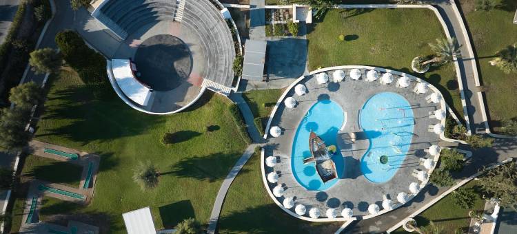 “基奥塔里米拉鲁纳海滩度假村”(Kiotari Miraluna Resort)图片