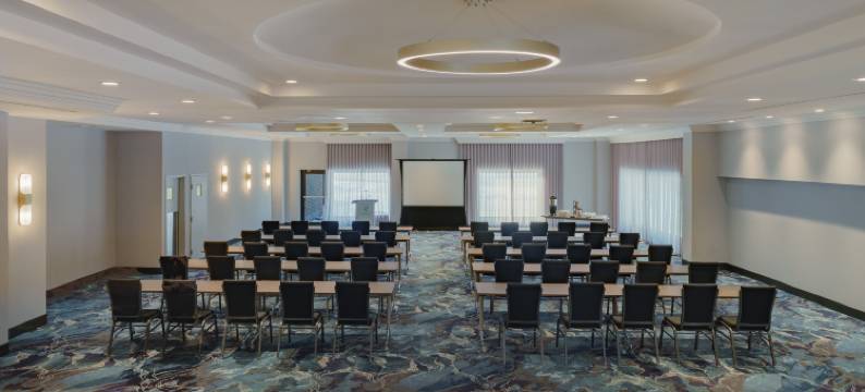 拉瓦尔-蒙特利尔假日酒店(Holiday Inn LAVAL - MONTREAL by IHG)图片