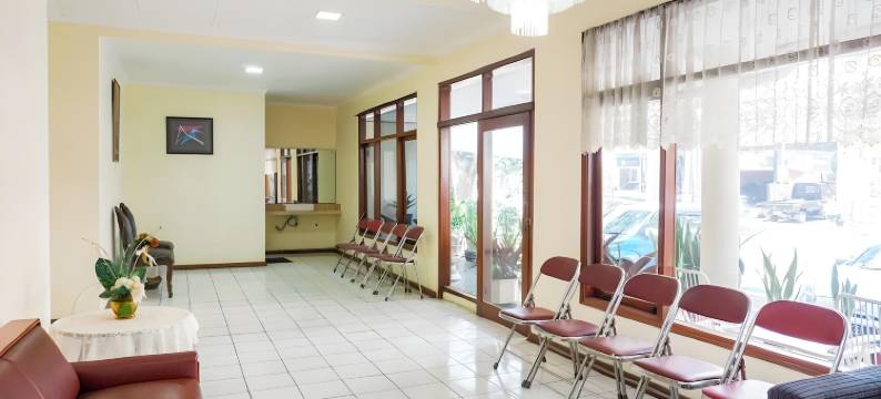 O酒店克邦杰鲁克-近沙特大厦-原库尔尼亚酒店(Hotel O Kebon Jeruk Near Gedung Sate Formerly Kurnia Hotel)图片