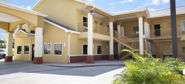 冈萨雷斯温德姆戴斯套房酒店(Days Inn & Suites by Wyndham Gonzales TX)图片