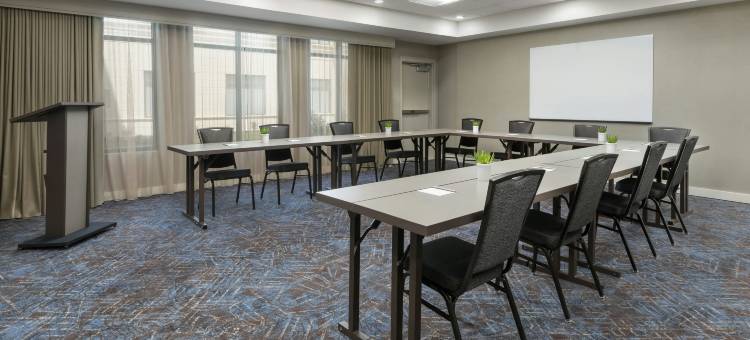 长岛加登城居家酒店(Residence Inn Long Island Garden City)图片