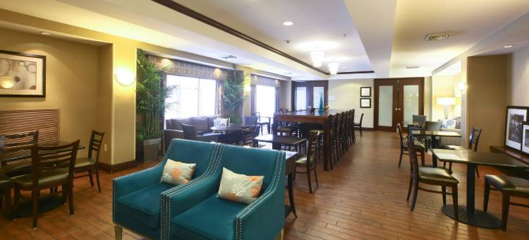 北不伦瑞克/新不伦瑞克欢朋酒店(Hampton Inn North Brunswick/New Brunswick)图片