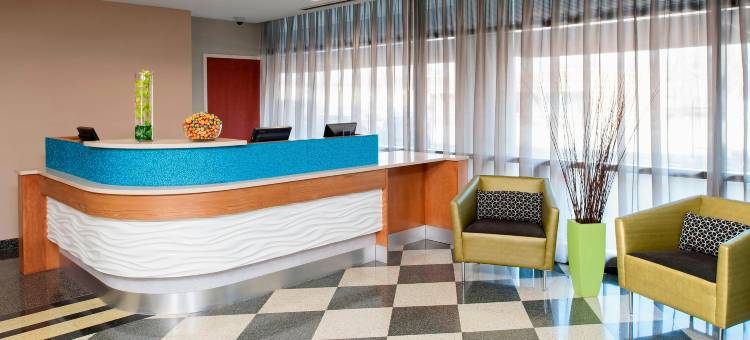 芝加哥奥黑尔万豪SpringHill套房酒店(SpringHill Suites Chicago O'Hare)图片