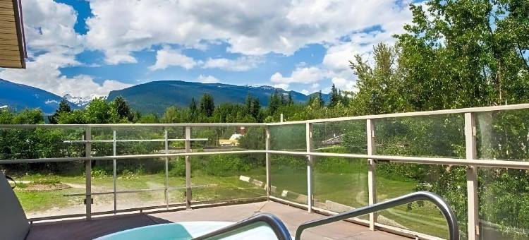 雷夫尔斯托克北风酒店(Northwinds Hotel Revelstoke)图片
