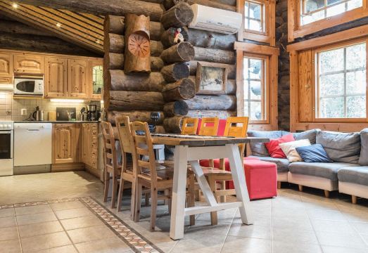 Klasun Maja b Hotel Overview