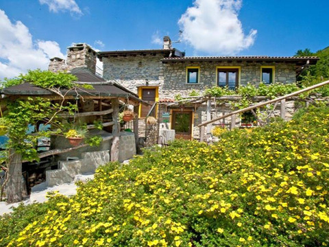 阿尔玛尼奇农庄酒店