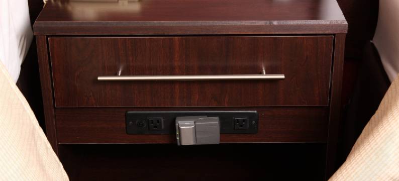 芒特普林森-爱国者角红顶PLUS+酒店(Red Roof Plus+ Mt Pleasant - Patriots Point)图片