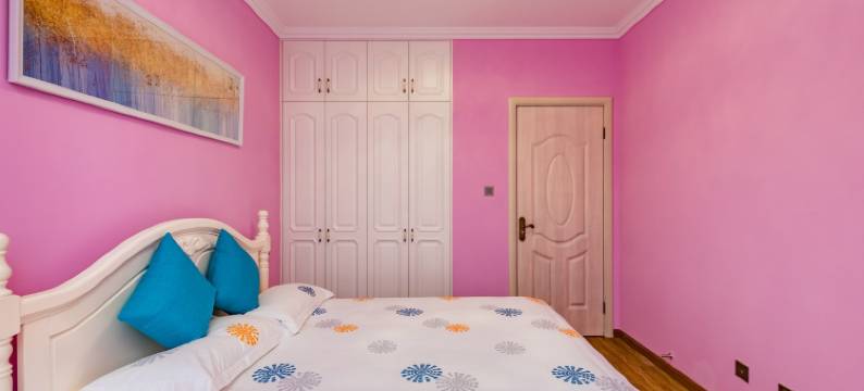 都江堰公寓青城山下熊猫谷三居室山景房民宿(水泽路1号分店)图片