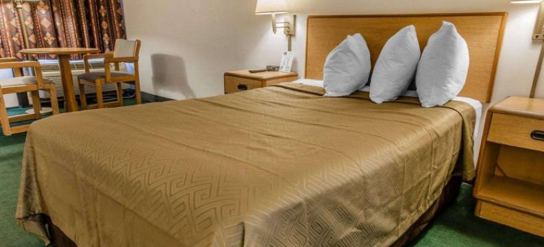 Econo Lodge Altoona I-99图片