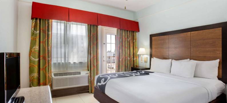 南帕诸岛海滩拉昆塔温德姆套房酒店(South Padre Island Beach)(La Quinta Inn & Suites South Padre Island)图片