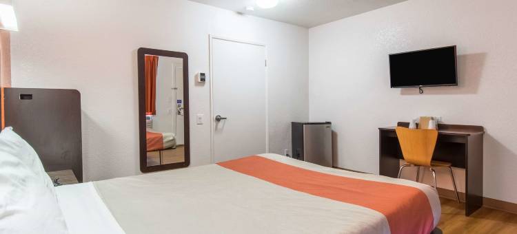 贝克斯菲尔德6号汽车旅馆(Motel 6 Bakersfield, CA - Central)图片