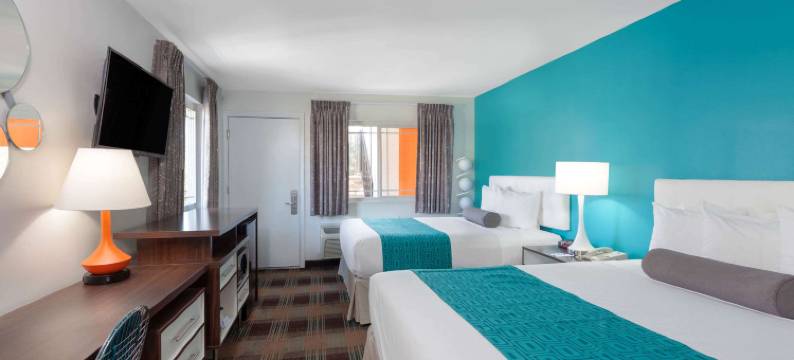 圣迭戈环岛豪生酒店(Howard Johnson by Wyndham San Diego Hotel Circle)图片