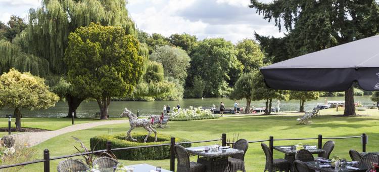 奥克雷庭院酒店(Oakley Court)图片