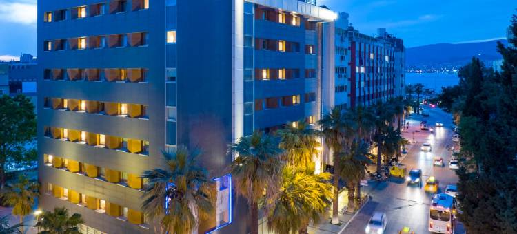 宜必思伊兹密尔阿尔山萨克酒店(Ibis Izmir Alsancak)图片