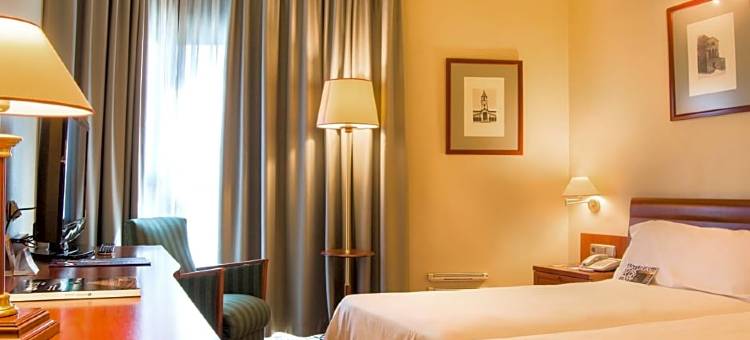 希洪佩拉约国王爵怡酒店(Hotel Zentral Gijón Rey Pelayo)图片