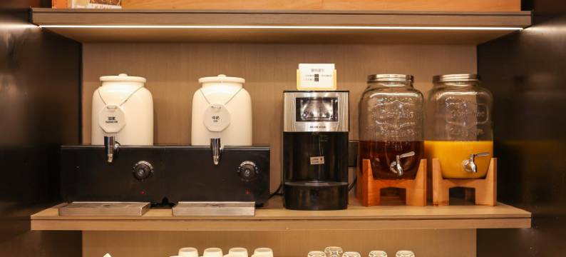 宿适轻奢酒店(上海外滩城隍庙店)图片